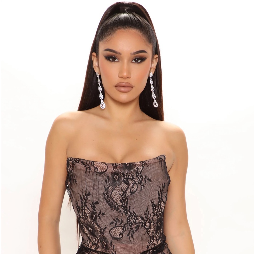 -Reflectively Refractive:Black Lace Embellished Corset Dress~ - Picture 7 of 17